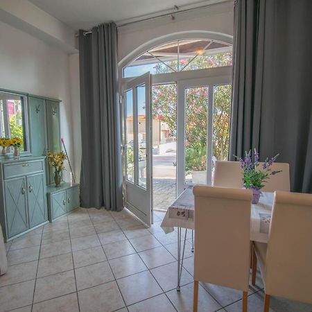 Family Apartment Manuela - Baška Voda Dış mekan fotoğraf