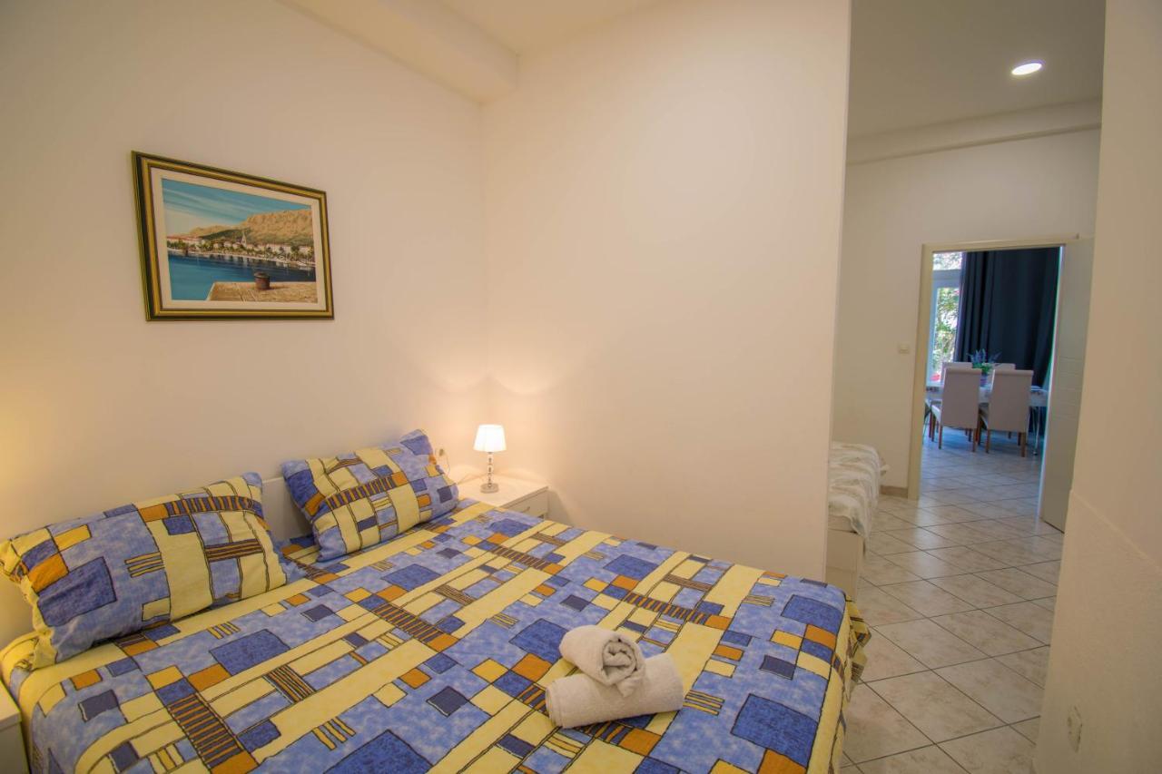 Family Apartment Manuela - Baška Voda Dış mekan fotoğraf