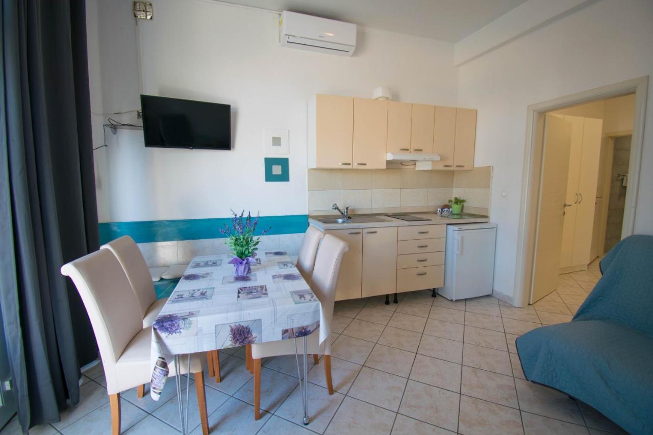 Family Apartment Manuela - Baška Voda Dış mekan fotoğraf